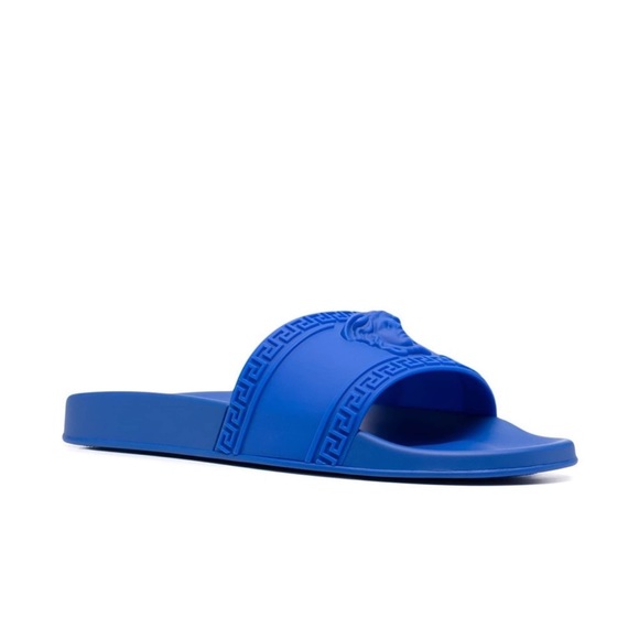 Versace La Medusa Pool Slides! - Picture 3 of 5